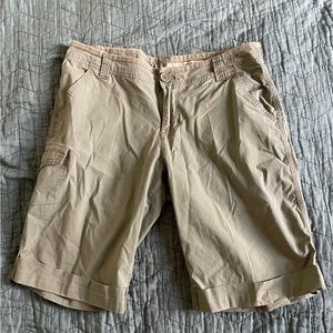 Vintage DKNY Low Rise Cargo Shorts